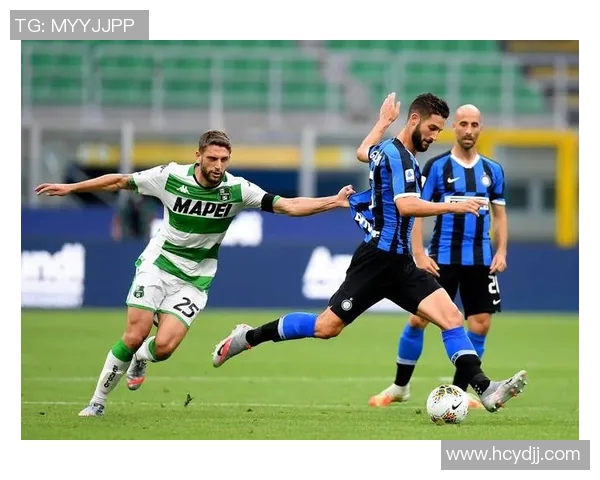 足球明星与主持人携手共创精彩赛事盛典引发热议与关注